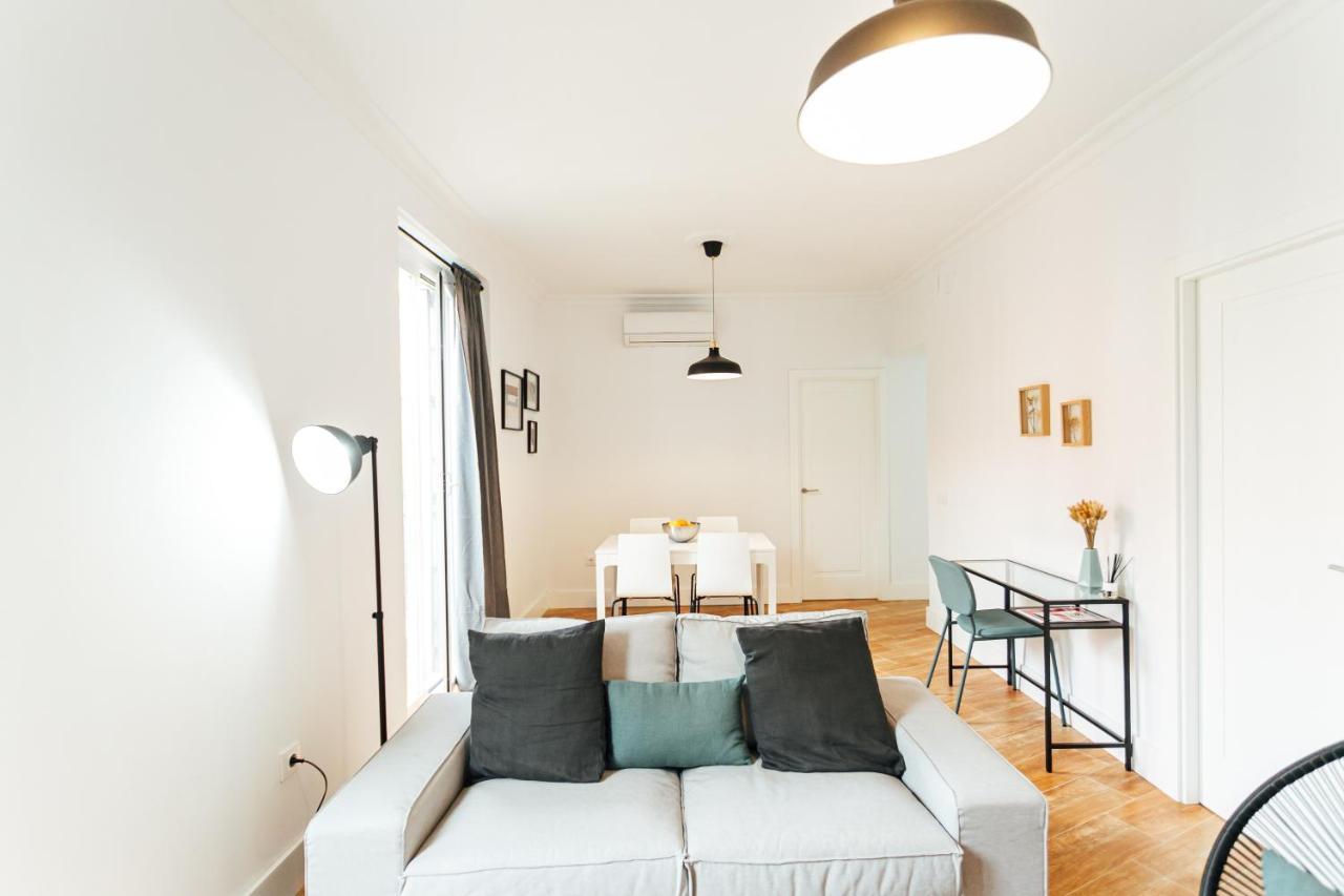 Alohamundi Peral Apartment Sevilla Exterior foto